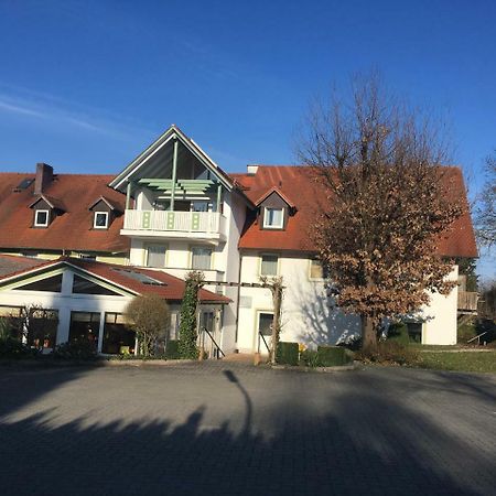 Gasthof Lindenwirt Denkendorf  Bagian luar foto